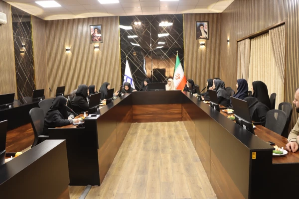 برگزاری جلسه هماهنگی امتحانات با همکاران اداری دانشکده شهید باهنر 4