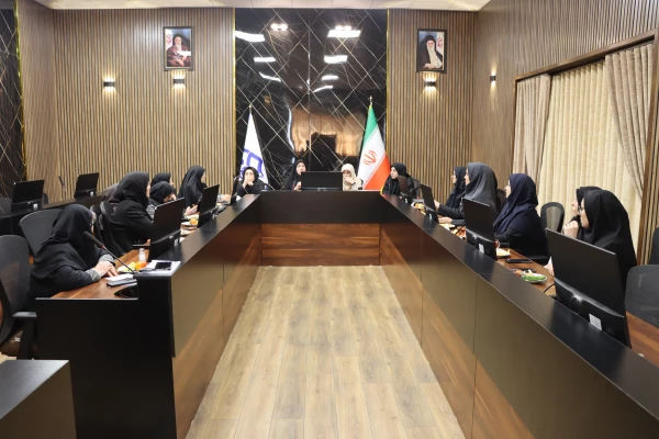 برگزاری جلسه هماهنگی امتحانات با همکاران اداری دانشکده شهید باهنر 6