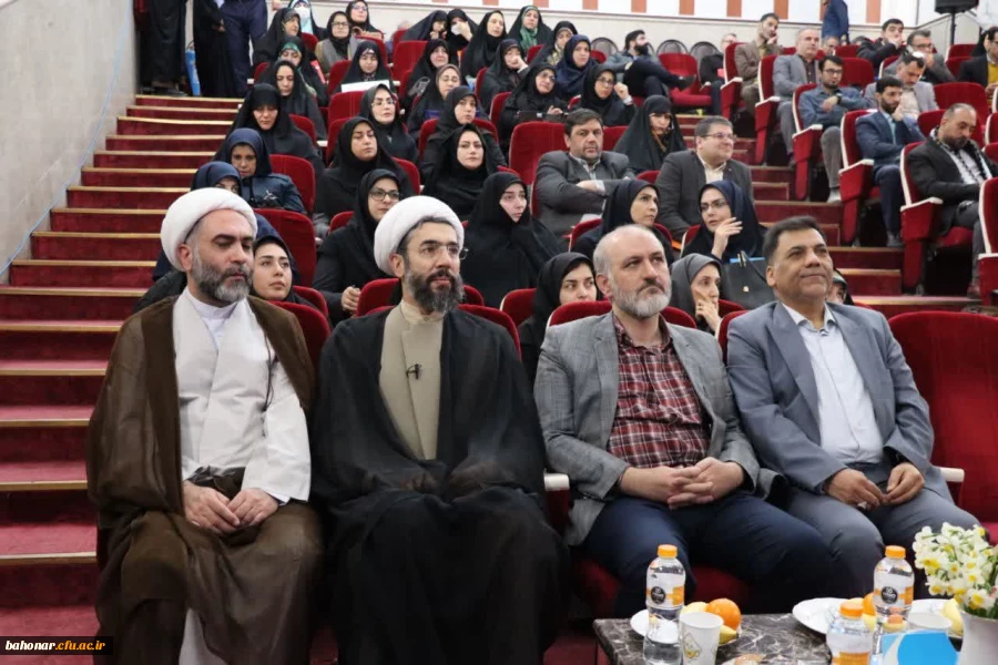 برگزاری آیین افتتاحیه اندیشکده تربیت رسمی دانشگاه فرهنگیان در دانشکده شهید باهنر
 4