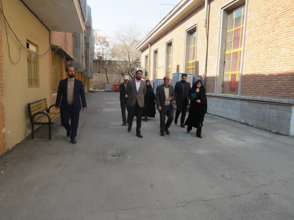 بازدید معاون هماهنگی و امور مناطق شهرداری تهران از دانشکده شهید باهنر  5
