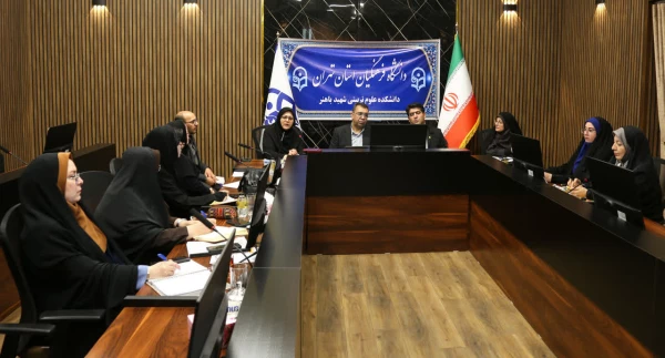 نشست تخصصی اساتید و صاحب نظران در دانشکده علوم تربیتی باهنر
 4